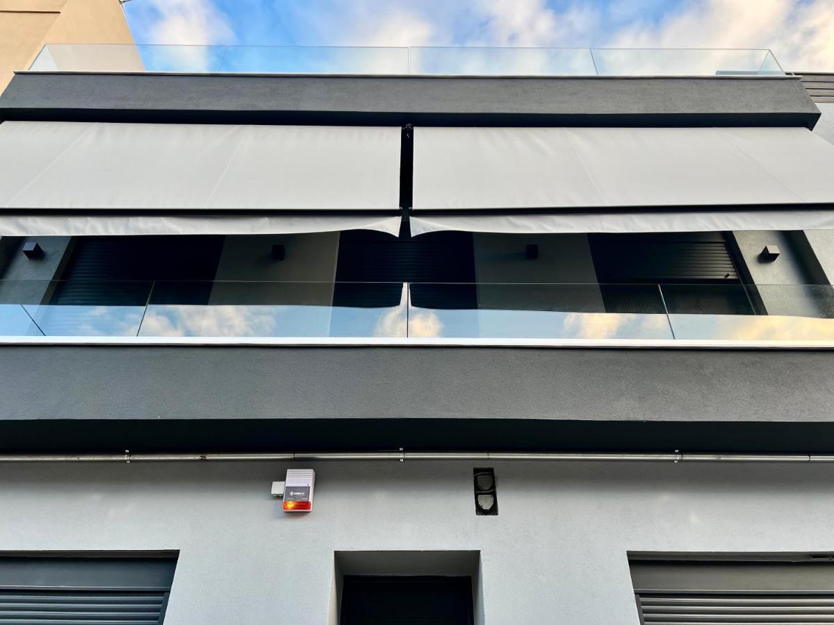 T&T Luxury Apartments - Rooftop Jacuzzi Athens Ngoại thất bức ảnh