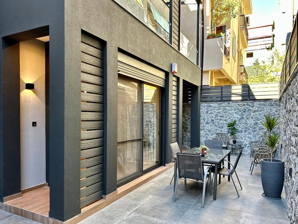 T&T Luxury Apartments - Rooftop Jacuzzi Athens Ngoại thất bức ảnh